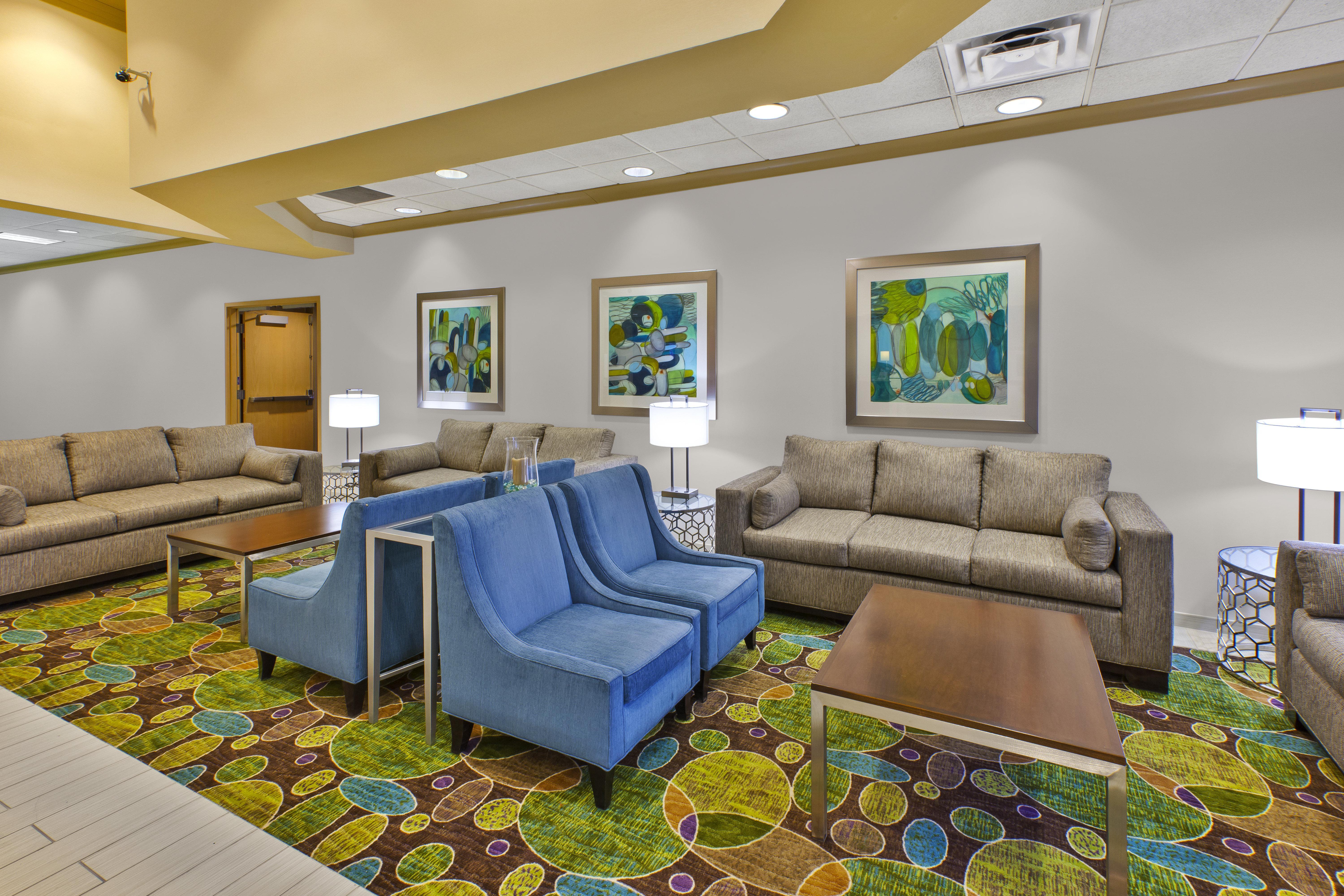 Holiday Inn & Suites Bolingbrook By Ihg Exterior foto