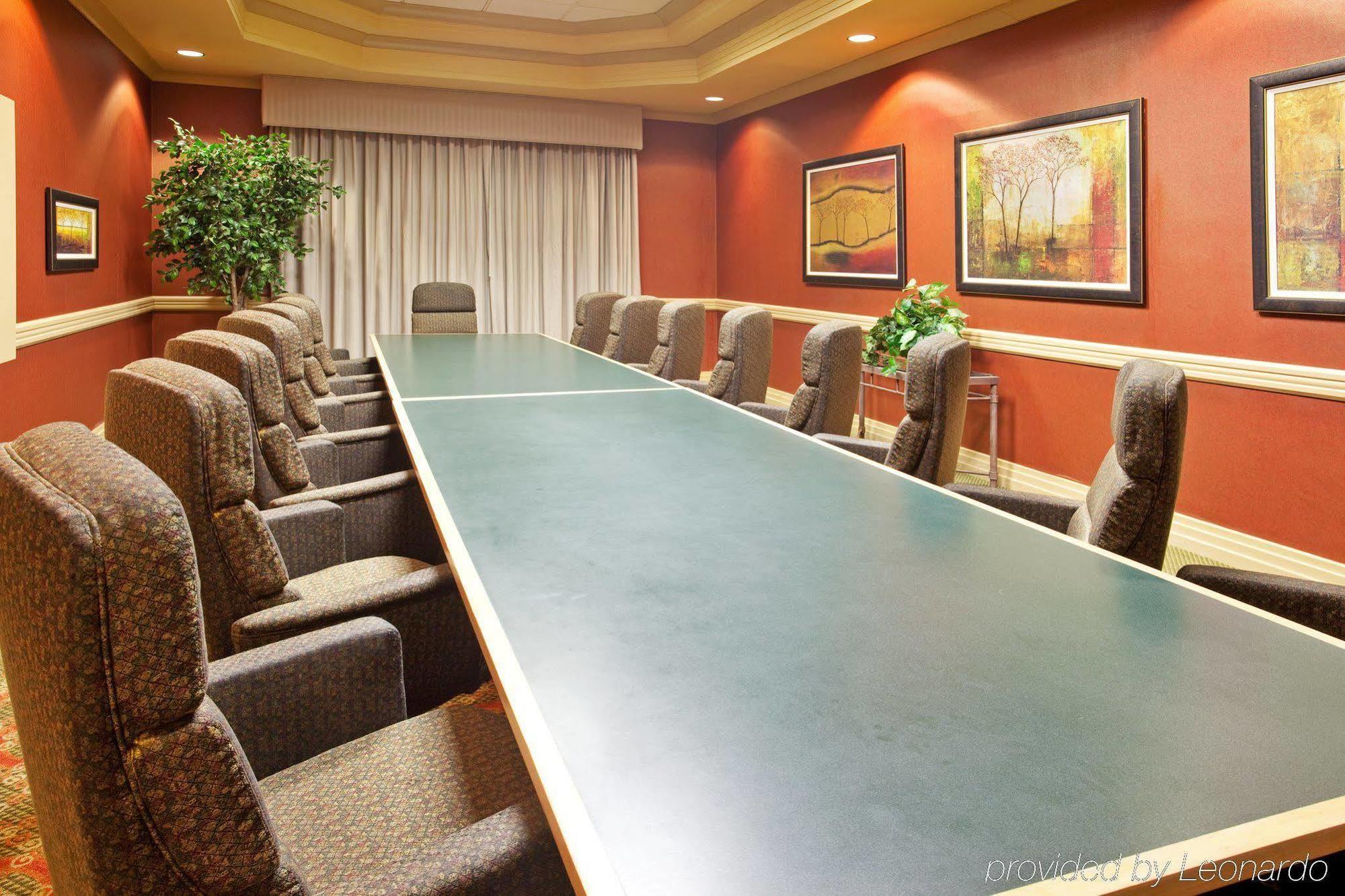 Holiday Inn & Suites Bolingbrook By Ihg Facilidades foto